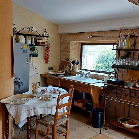 L'Olivier Sur La Place La Rochegiron Εξωτερικό φωτογραφία